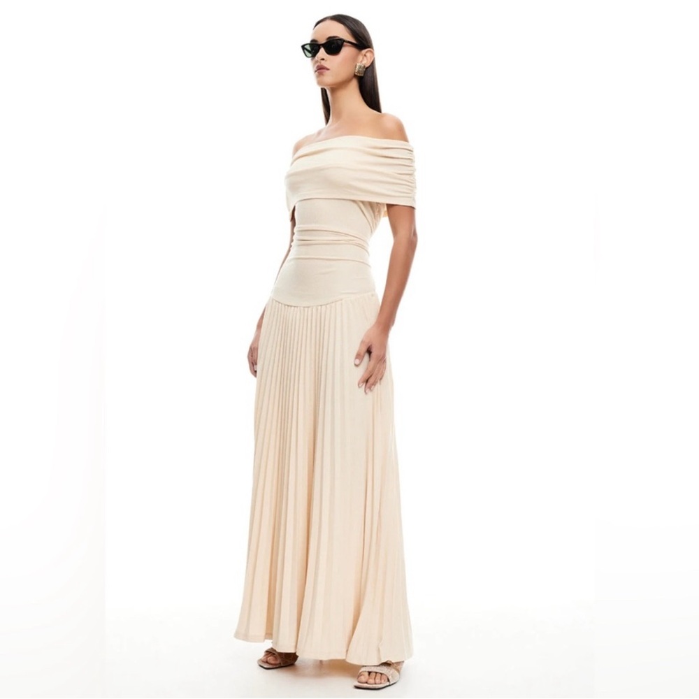Elegant Off-Shoulder Beige Maxi Dress